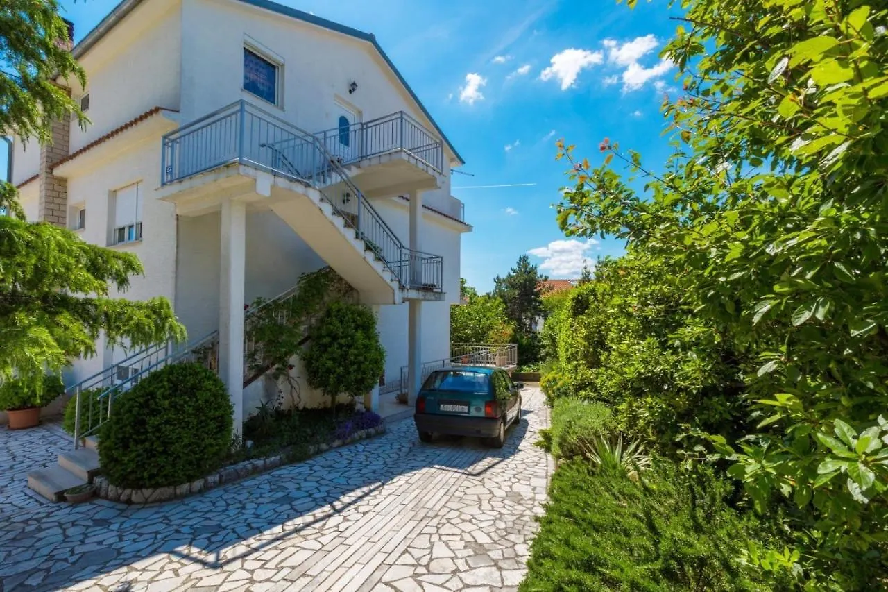 Apartment In Crikvenica 5555 Dramalj